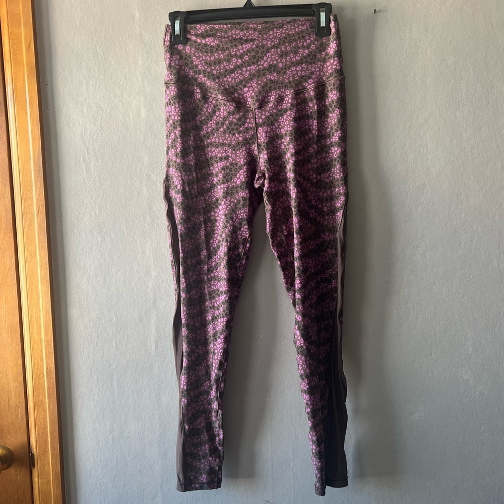 Aerie OFFLINE Real Me high-waisted Brown and Pink leggings Size Large